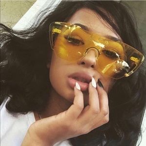 Oversized Sunnies / Yellow